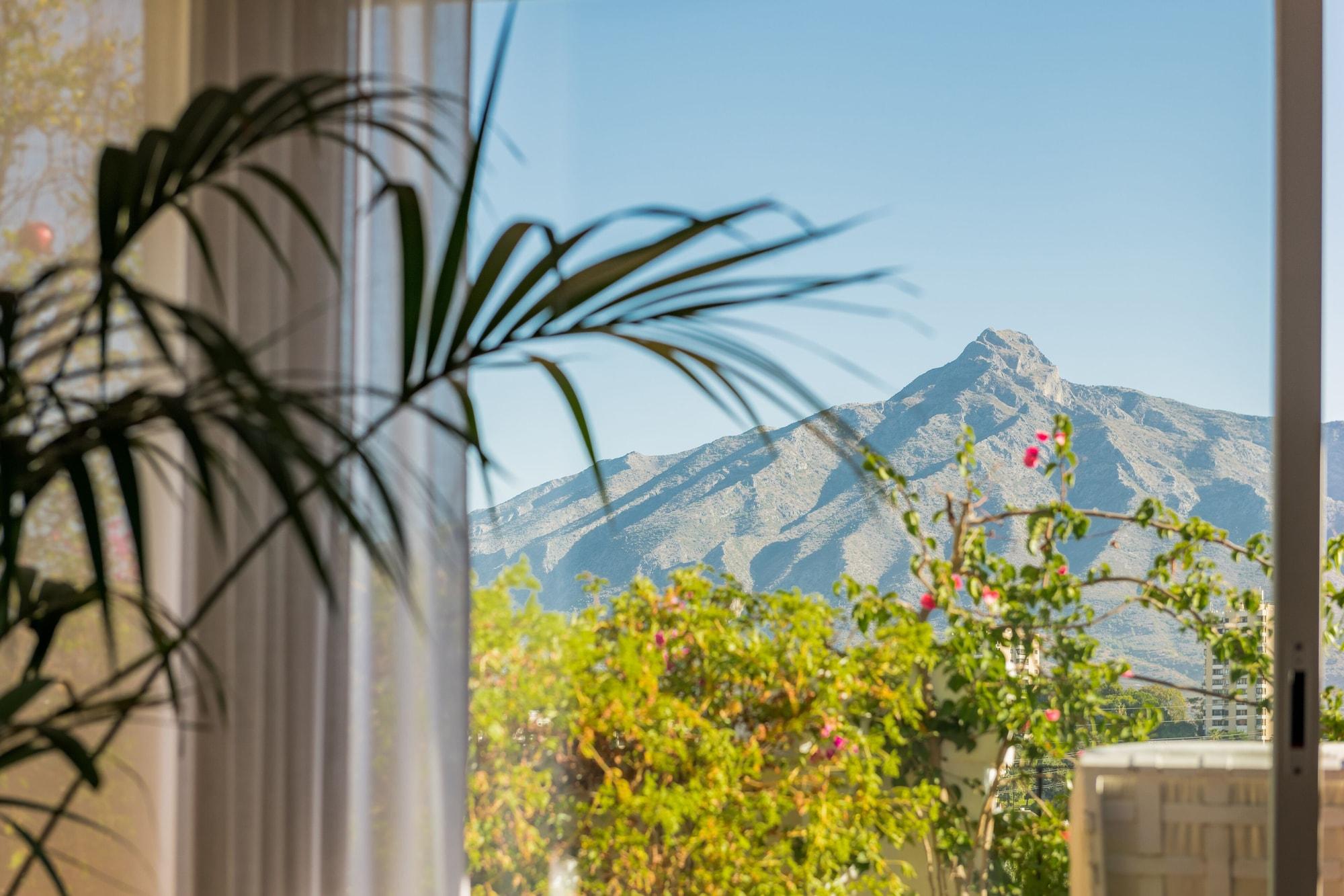 Molo 44 Suites Puerto Banus Marbellac Extérieur photo