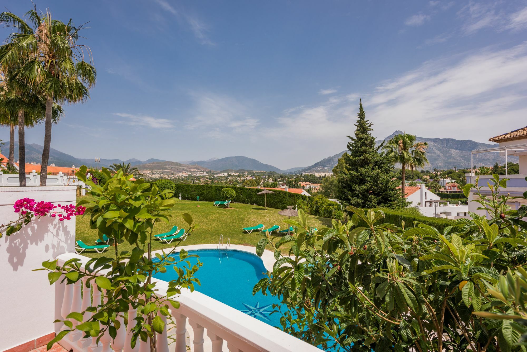 Molo 44 Suites Puerto Banus Marbellac Extérieur photo